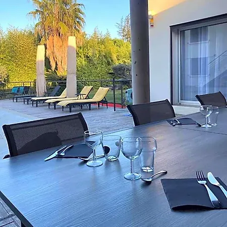 Bed & Breakfast Histoire D'o - Les Piscines - D'hotes 4*