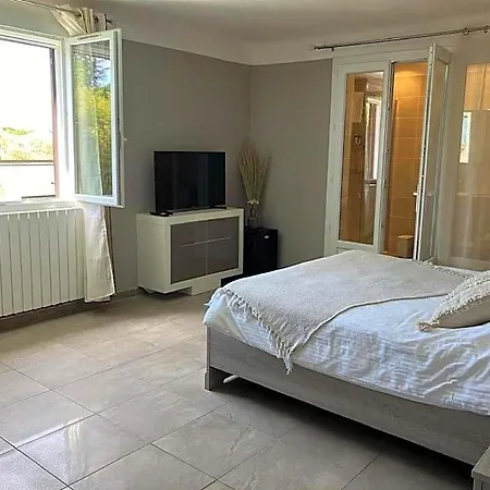 Bed & Breakfast Histoire D'o - Les Piscines - D'hotes Bezouce